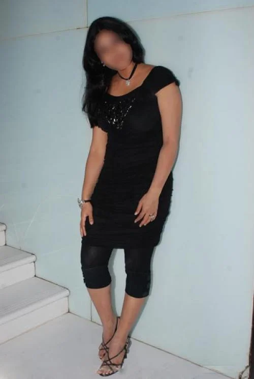 Call Girls Saharaganj